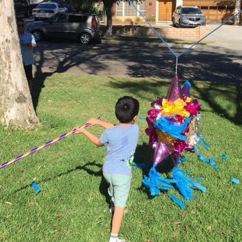 Henry Acuna Park - Plenty of trees for the piñatas - Parks Near Me - Montebello, California Henry Acuna Park - Plenty of trees for the piñatas - Parks Near Me - Montebello, California