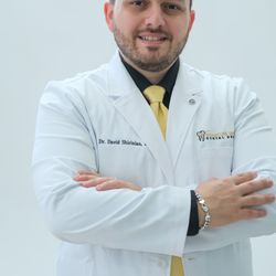 Signature Smiles Dental Group - Dr. David Shirinian - Dr. David Shirinian is a proud USC graduate who graduated at the top of his class.