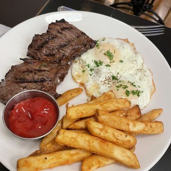 Fumo - Upper East Side - Steak & Eggs - Pizza Near Me - New York, New York Fumo - Upper East Side - Steak & Eggs - Pizza Near Me - New York, New York