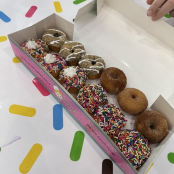 Niky’s - Donuts Near Me - Tomball, Texas