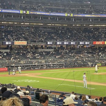 Yankee Stadium - Batting - Stadiums & Arenas Near Me - Bronx, New York Yankee Stadium - Batting - Stadiums & Arenas Near Me - Bronx, New York
