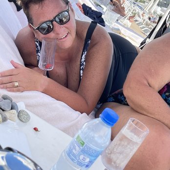 La Plage - Happy bestie - French Near Me - Nice, 06