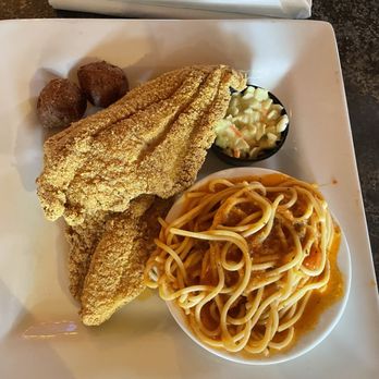 Madison Tavern - Sandwiches Near Me - Memphis, Tennessee