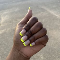 1st Spa & Nails - 7th set. Set #6 was ugly because I cheated on my salon :(