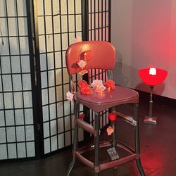 Light Bulbs Unlimited - Photo set up using the red light bulb I purchased