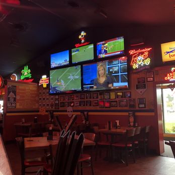 Fricker's - Interior view - Chicken Wings Near Me - HUBER HEIGHTS, Ohio