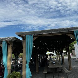 Mill St Draft Garden - Covered seating