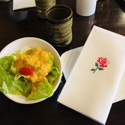 Salad with ginger dressing