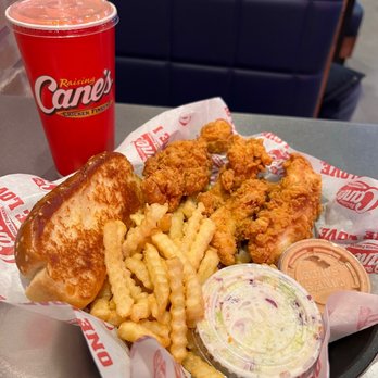 Raising Cane's Chicken Fingers - 3 piece tender meal - Fast Food Near Me - Chicago, Illinois