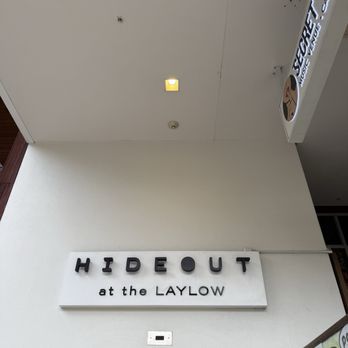 Hideout - Bars Near Me - Honolulu, Hawaii