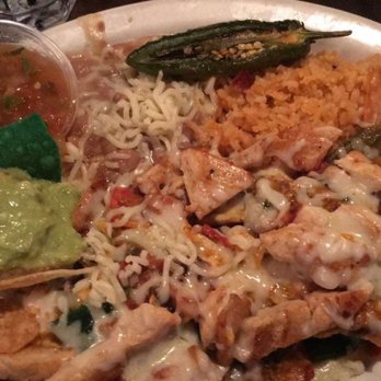 Foxy's Restaurant - Chicken Fajitas - Diners Near Me - Glendale, California
