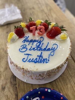 Cookies and Cream Pastry Shop by null