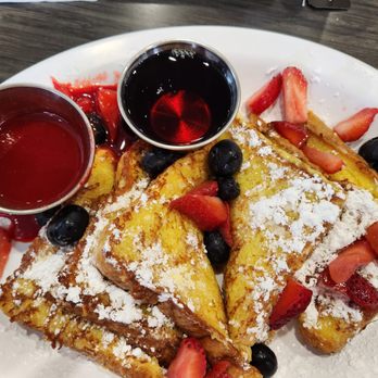 Biscuit House- Tumwater - Cinnamon French Toast - Breakfast & Brunch Near Me - Tumwater, Washington Biscuit House- Tumwater - Cinnamon French Toast - Breakfast & Brunch Near Me - Tumwater, Washington