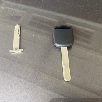 Mike's Locks - The broken off key to the left, Mikes new made key to the right. Great service! - Keys & Locksmiths Near Me - Hesperia, California Mike's Locks - The broken off key to the left, Mikes new made key to the right. Great service! - Keys & Locksmiths Near Me - Hesperia, California