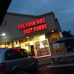 The Poor Dog - Outdoor seating. These guys are smart
