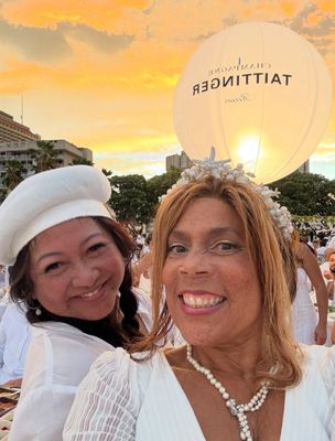 Hawaii Convention Center by null