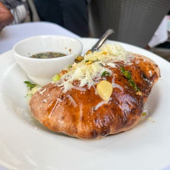 Modesto - Garlic bread - Italian Near Me - Asheville, North Carolina