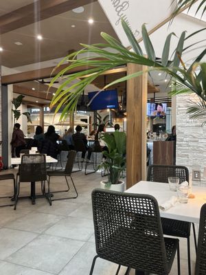 Tommy Bahama Marlin Bar & Store by null