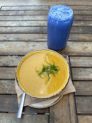 Life Alive Organic Cafe Central Square by null Life Alive Organic Cafe Central Square by null