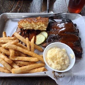 Edley's Bar-B-Que - Brisket and Ribs - Barbeque Near Me - Nashville, Tennessee Edley's Bar-B-Que - Brisket and Ribs - Barbeque Near Me - Nashville, Tennessee