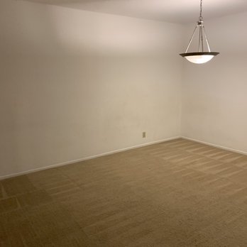 Candida Housekeeping Services - Living room spotless! - Home Cleaning Near Me