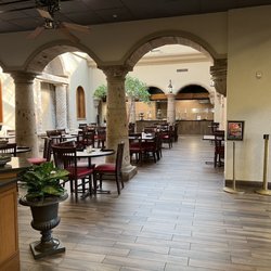 Hemingways's Cafe