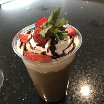 Pineapple Bistro & Bar - Mocha !!! - Cocktail Bars Near Me - Seattle, Washington