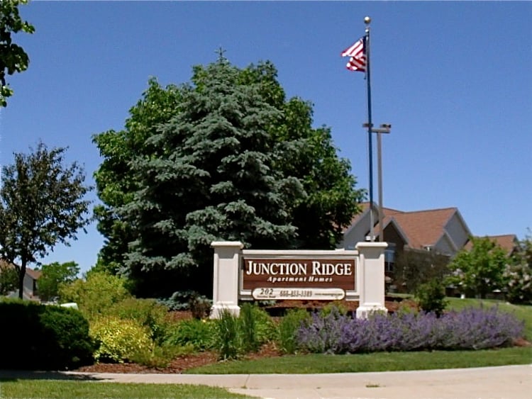 JUNCTION RIDGE APARTMENTS 13 Photos 8402 Isaac Dr, Madison, WI Yelp