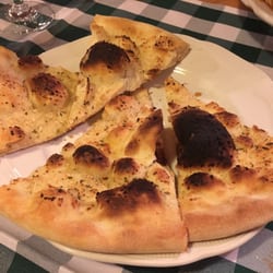 Zum Weißen Rössl - Knöblauch Brot.