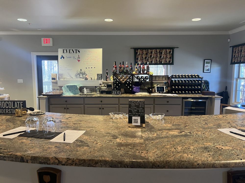 Adagio Vineyards Logo