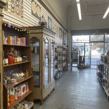 Glitter Moon - Spiritual Shop Near Me - Los Angeles, California Glitter Moon - Spiritual Shop Near Me - Los Angeles, California