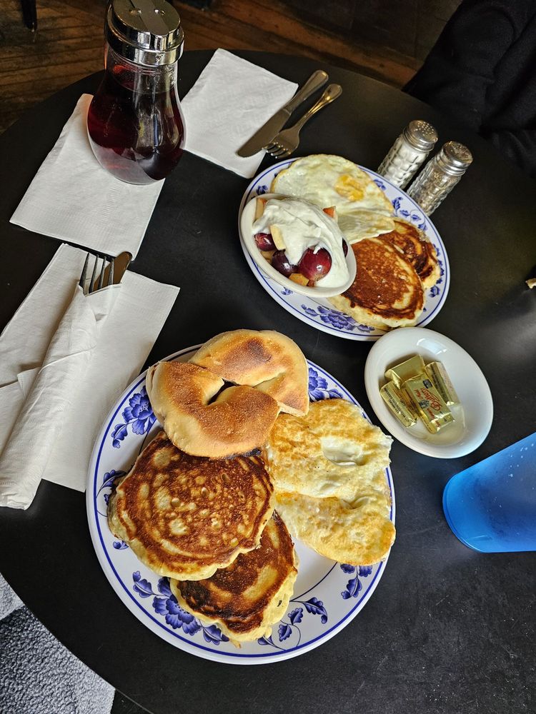 Stella's Kentucky Deli