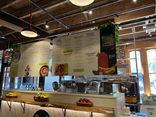 Blends Juice Bar by null