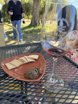 Terre Rouge & Easton Wines by null