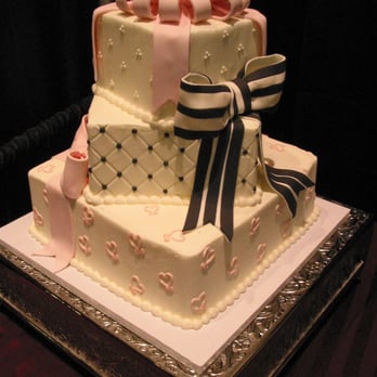 Vintage Bakery - Vintage Bakery, LLC (803) 386-8806.  All buttercream wedding cake with fondant bows. - Cupcakes Near Me - Westminster, South Carolina