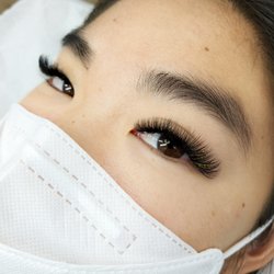 LashBar - La Mesa - Volume Lash Extensions w/ Gold Glitter Accent
