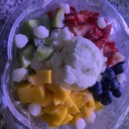 Fruit bingsoo, to go! Fruit bingsoo, to go!