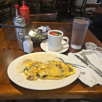 Mena's Palace - Breakfast & Brunch Near Me - New Orleans, Louisiana Mena's Palace - Breakfast & Brunch Near Me - New Orleans, Louisiana