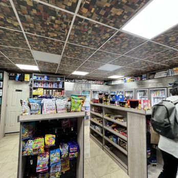 Parkview Convenience - the inside of a grocery store - Grocery Near Me - New York, New York Parkview Convenience - the inside of a grocery store - Grocery Near Me - New York, New York