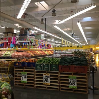 Food 4 Less - Entrance, fresh produce section - Grocery Near Me - Fresno, California Food 4 Less - Entrance, fresh produce section - Grocery Near Me - Fresno, California