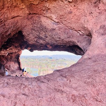 Hole-in-the-Rock - Hiking Near Me - Phoenix, Arizona Hole-in-the-Rock - Hiking Near Me - Phoenix, Arizona