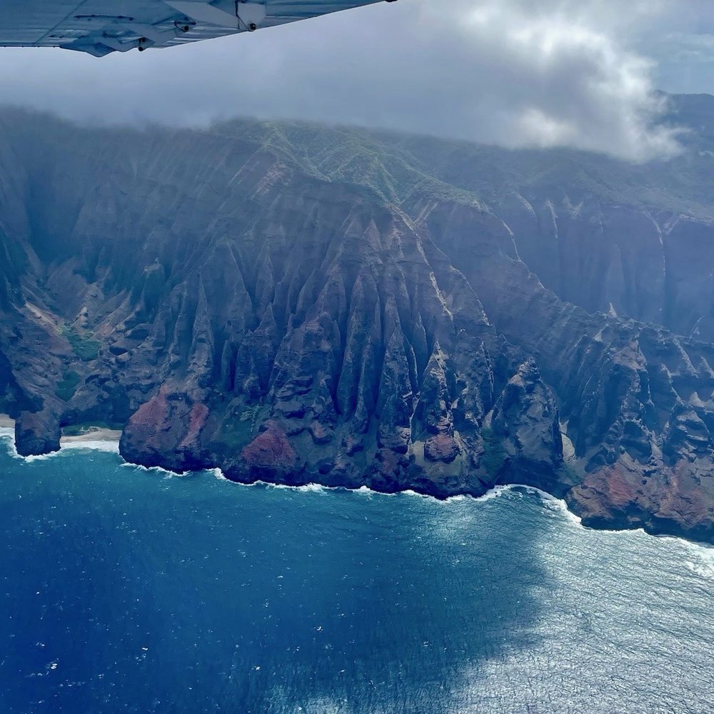 Air Ventures Hawaii - Na pali coast! Just gorgeous! - Aerial Tours Near Me - Lihue, Hawaii Air Ventures Hawaii - Na pali coast! Just gorgeous! - Aerial Tours Near Me - Lihue, Hawaii