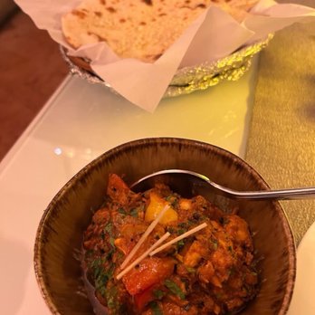 K The Two Brothers - Chicken Kadhai and garlic naan - Indian Near Me - Prague, Puerto Rico K The Two Brothers - Chicken Kadhai and garlic naan - Indian Near Me - Prague, Puerto Rico