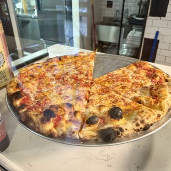 Apizza - Pizza by-the-slice - Pizza Near Me - Brooklyn, New York