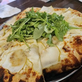 Stickmen Brewing Company - Pear & Gorgonzola - Pizza Near Me - Tualatin, Oregon Stickmen Brewing Company - Pear & Gorgonzola - Pizza Near Me - Tualatin, Oregon