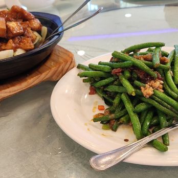 Royal Palace Seafood - Stir fry szchewan green beans and filet with tofu hot pot - Dim Sum Near Me - Vancouver, British Columbia Royal Palace Seafood - Stir fry szchewan green beans and filet with tofu hot pot - Dim Sum Near Me - Vancouver, British Columbia