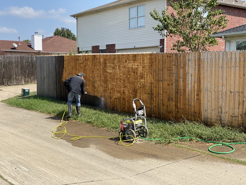 Slide of M&M Contractors