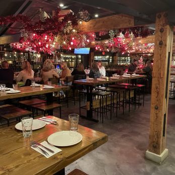 Dough - Bar area - Pizza Near Me - Fairfield, New Jersey