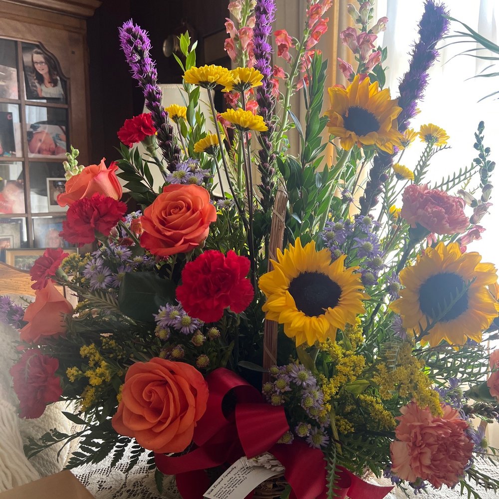 Duane's Flowers - Flowers - Florists Near Me - Iola, Kansas Duane's Flowers - Flowers - Florists Near Me - Iola, Kansas