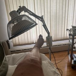 Zhang Renchi - Treatment for knee pain.